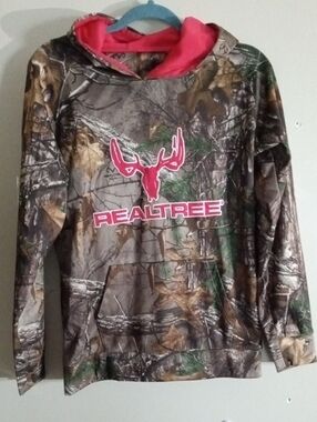 Realtree Camo Hoodie with Logo and Lined Hood